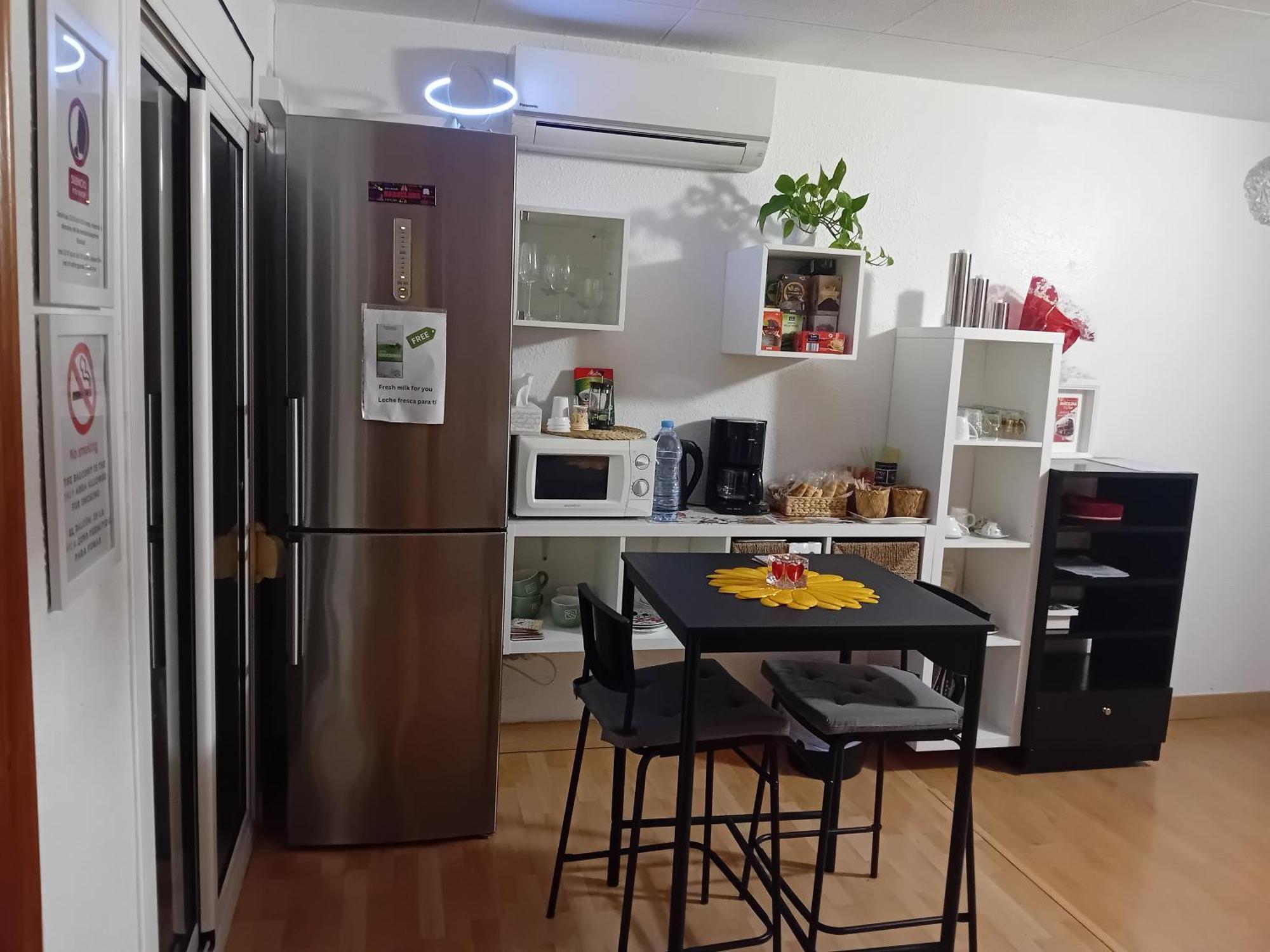 Apartamento Compartido Excelente Ubicacion El Prat de Llobregat Bagian luar foto