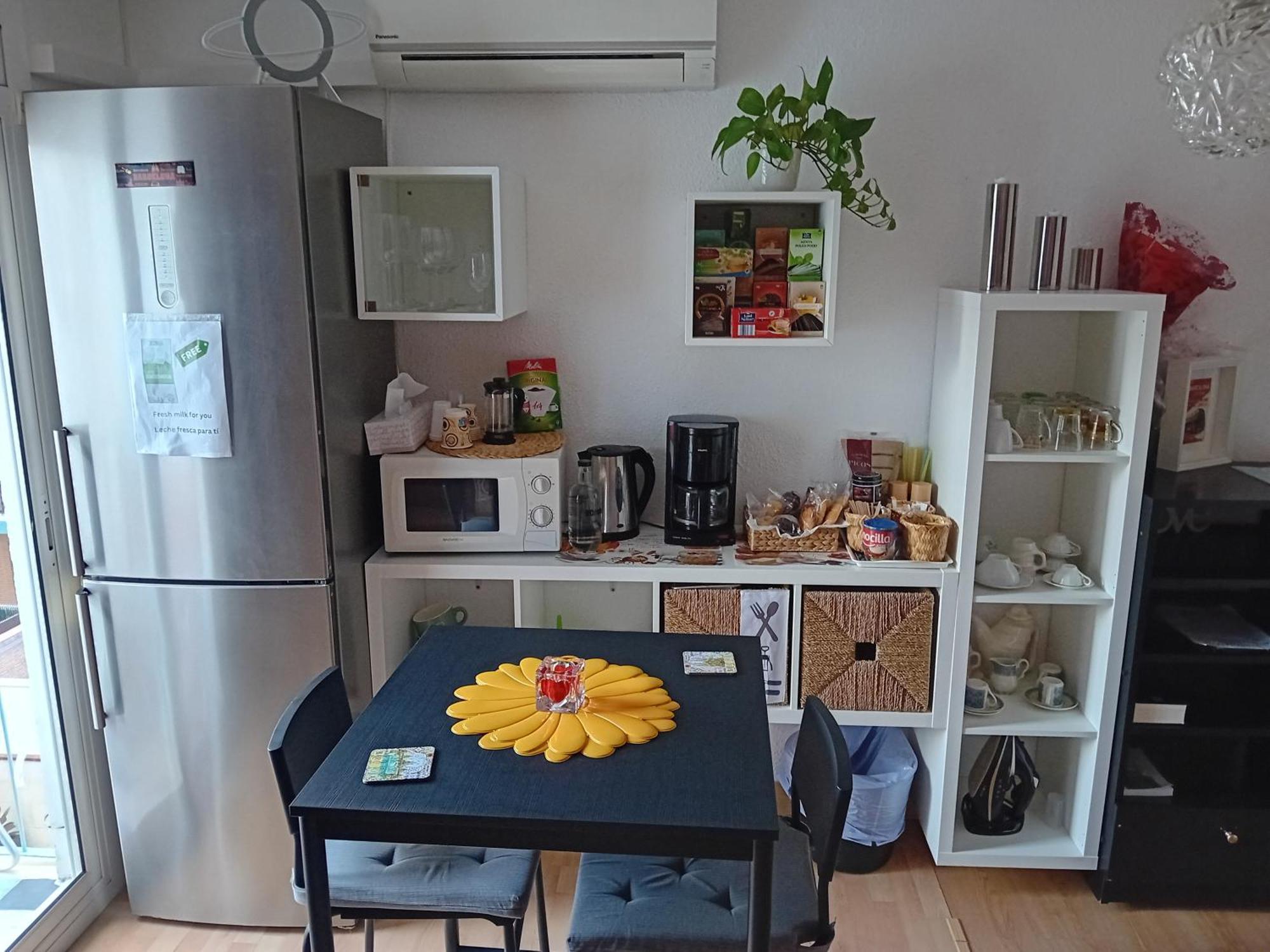 Apartamento Compartido Excelente Ubicacion El Prat de Llobregat Bagian luar foto